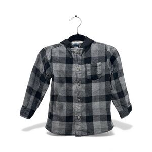 4/20🎉 Carter’s Plaid Button-Up Shirt – Size 5